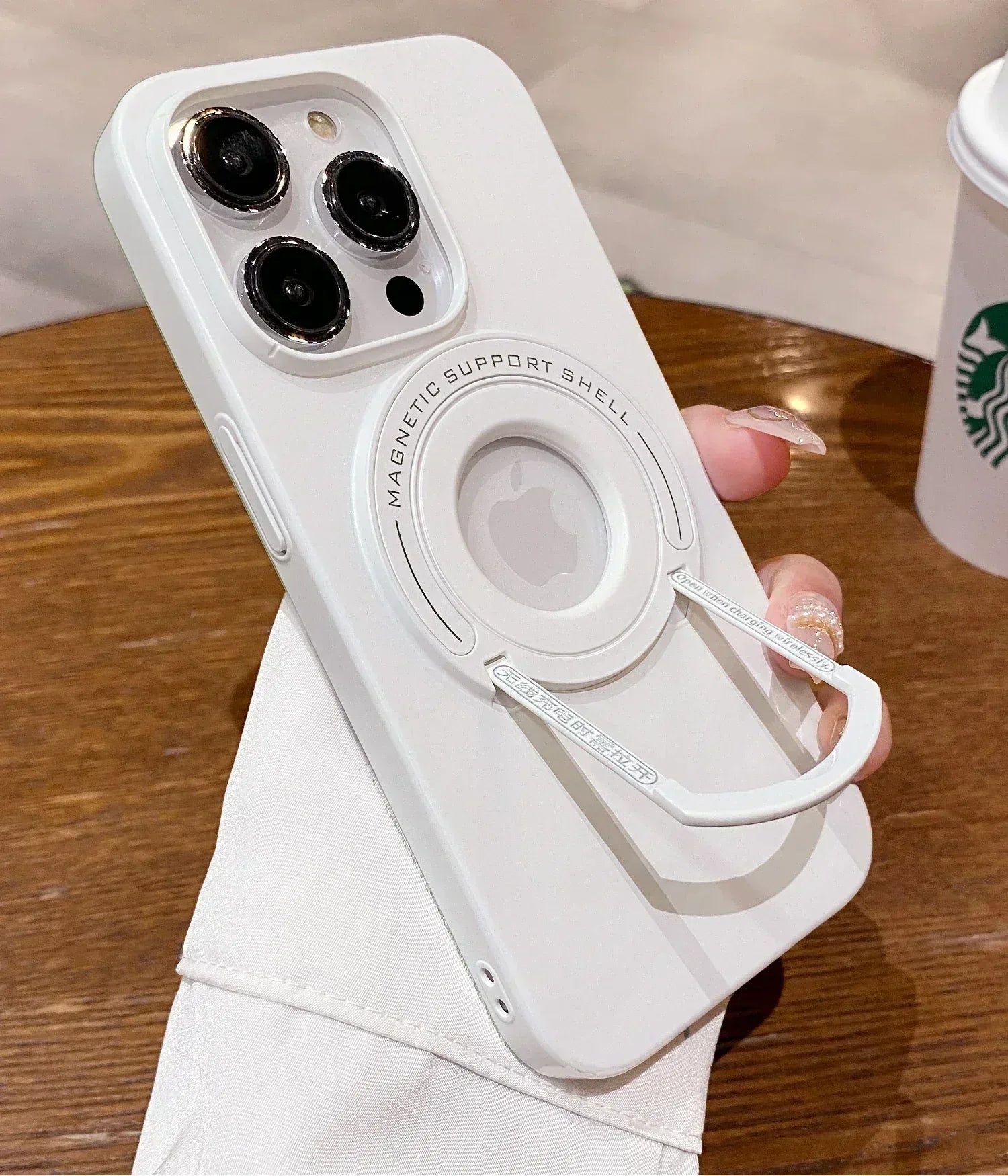 StopTime Stand Magsafe Case iPhone 13 Pro - Three
