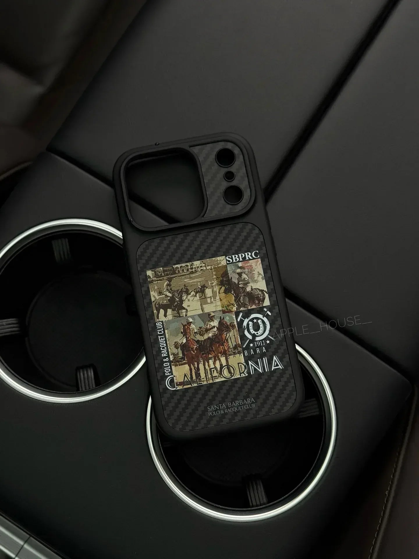 Santa California Magsafe Case iPhone 17 Pro Max - Three