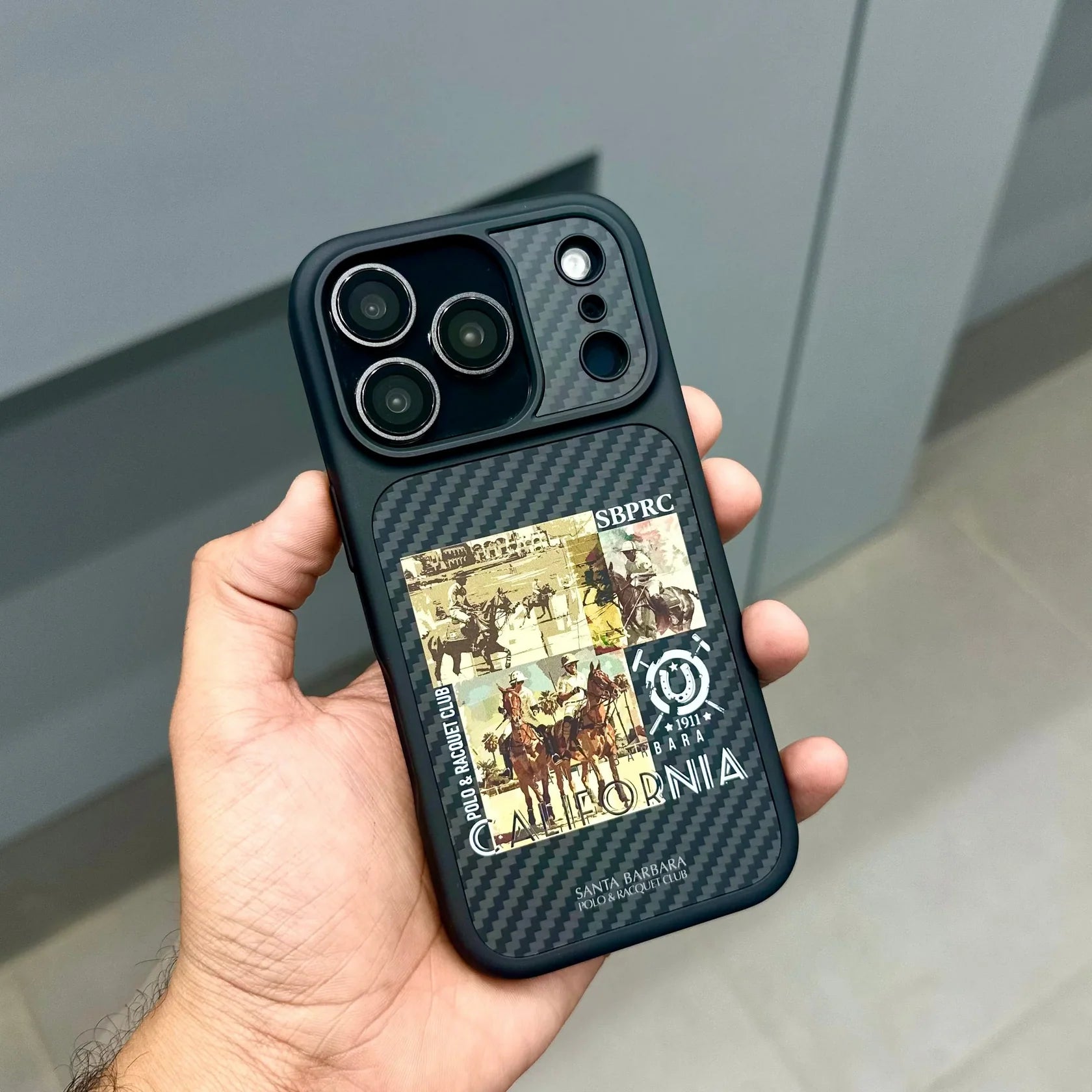 Santa California Magsafe Case iPhone 17 Pro Max