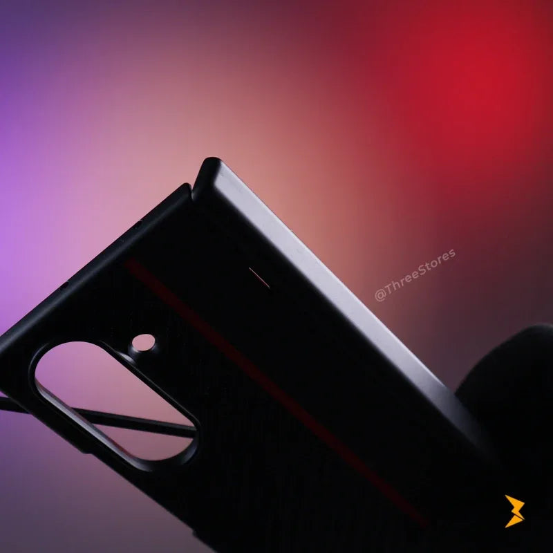 Santa Carbon Case Samsung Z Fold 7 - Three