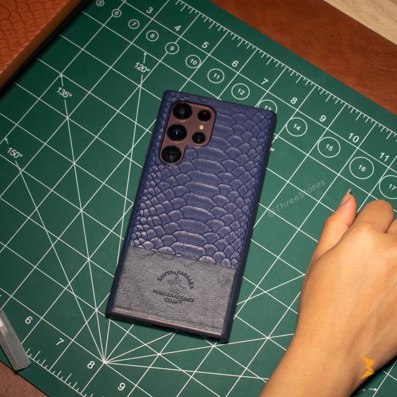 Santa Knight Leather Case Samsung S22 Ultra - Three