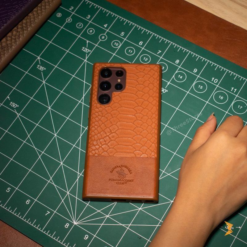 Santa Knight Leather Case Samsung S22 Ultra - Three