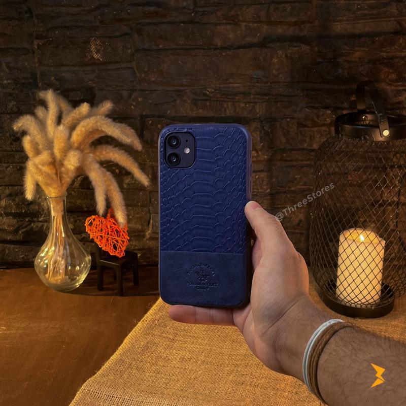 Santa Knight Leather Case iPhone 11 - Three