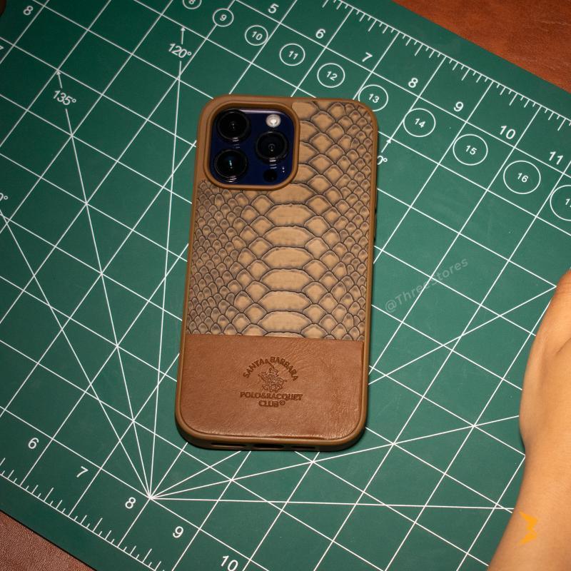 Santa Knight Leather Case iPhone 11 Pro Max - Three