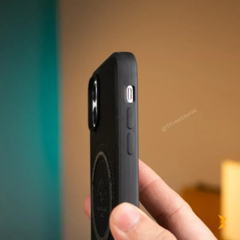 Santa Lucian Magsafe Leather Case iPhone 11 - Three