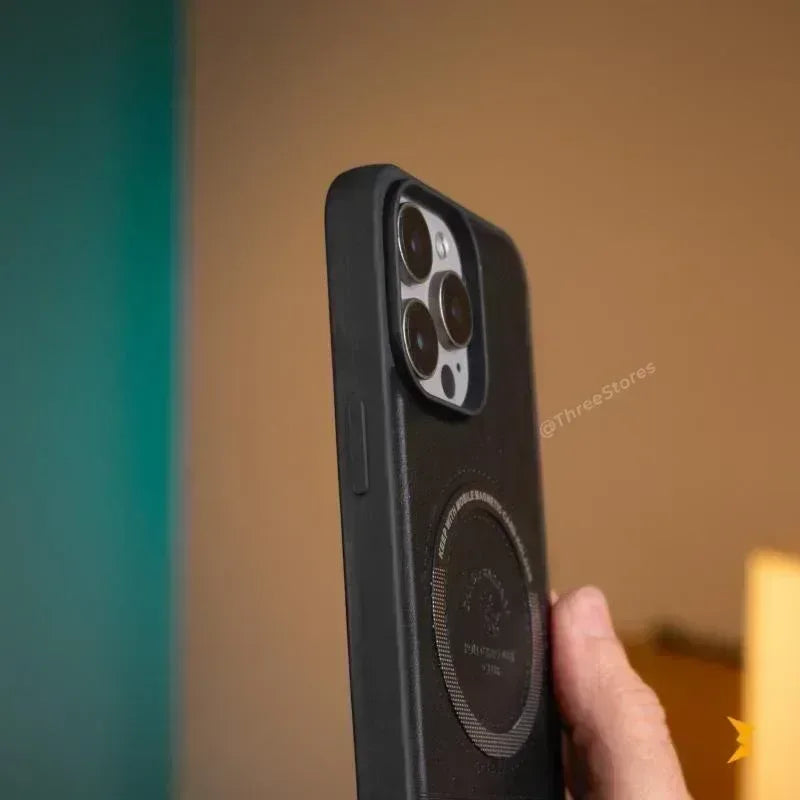 Santa Lucian Magsafe Leather Case iPhone 12 Pro Max - Three