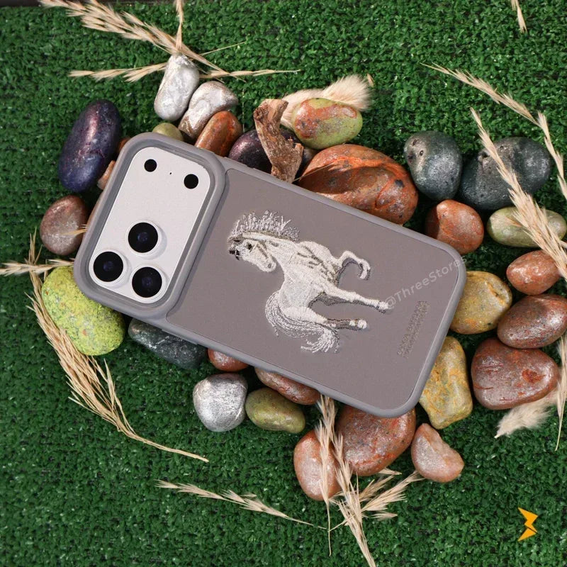 Santa Rawhide Leather Case iPhone 17 Pro Max - Three