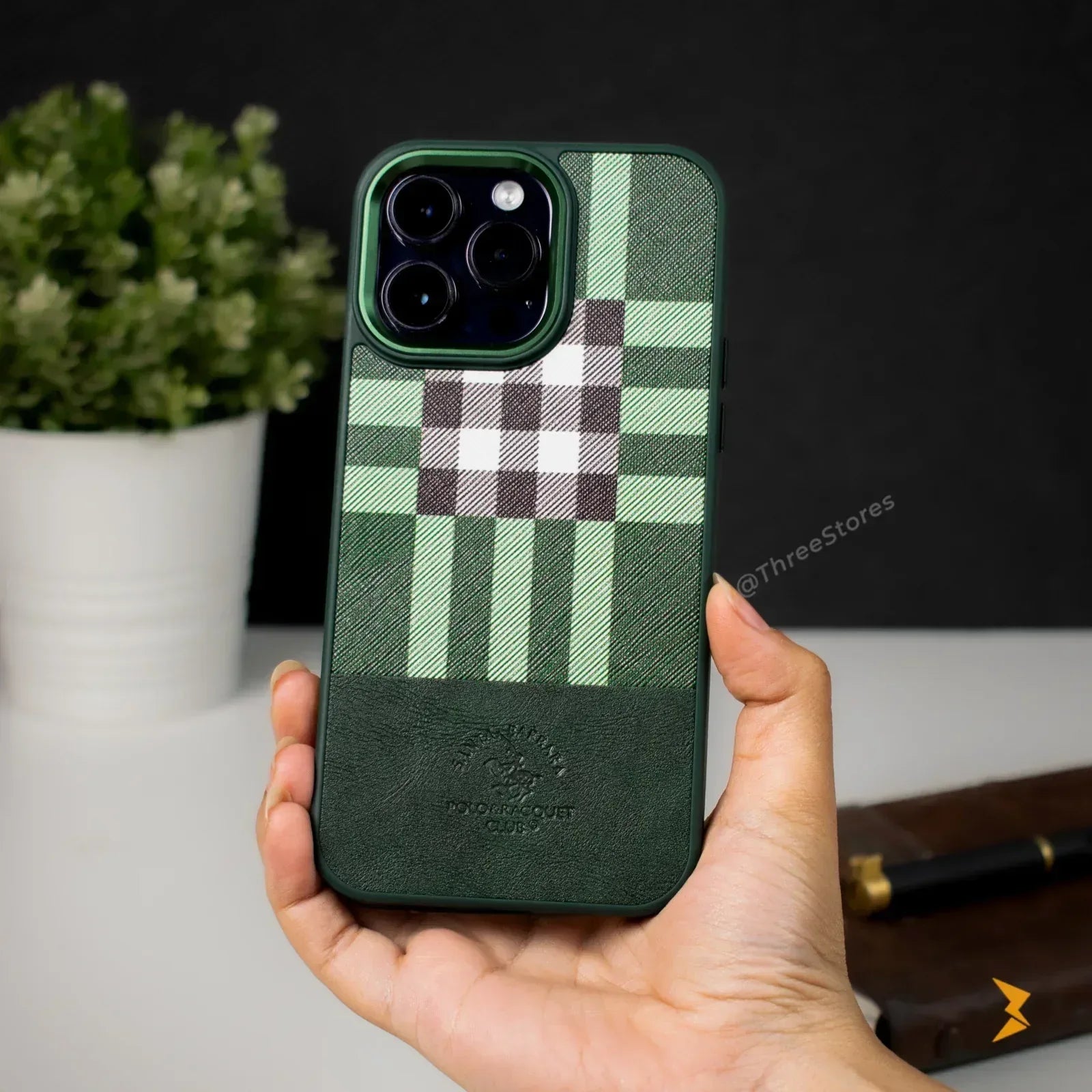 Santa Umbra Case iPhone 12 Pro Max - Three