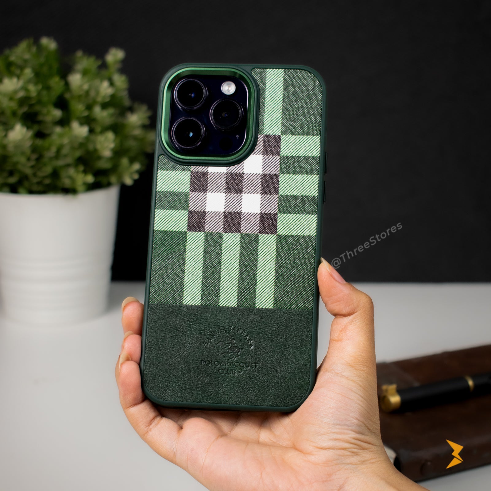 Santa Umbra Case iPhone 15 Pro Max