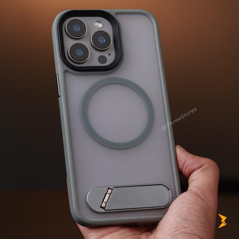 Saqara Metal Stand Magsafe Case iPhone 16 Pro Max