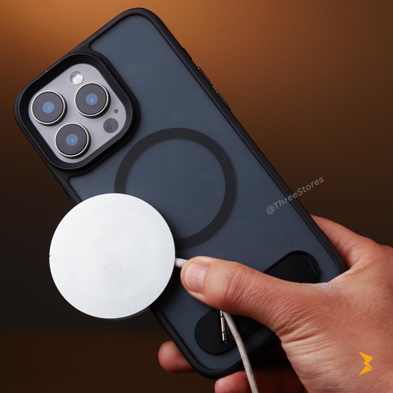Saqara Metal Stand Magsafe Case iPhone 16 Pro Max