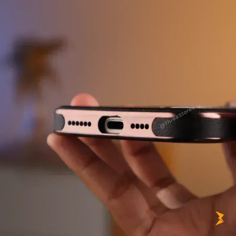 Senso Leather Magsafe Case iPhone 16 Pro Max - Three