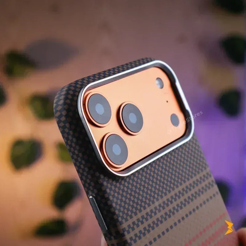 Sentrix Carbon Magsafe Case iPhone 17 Pro Max - Three