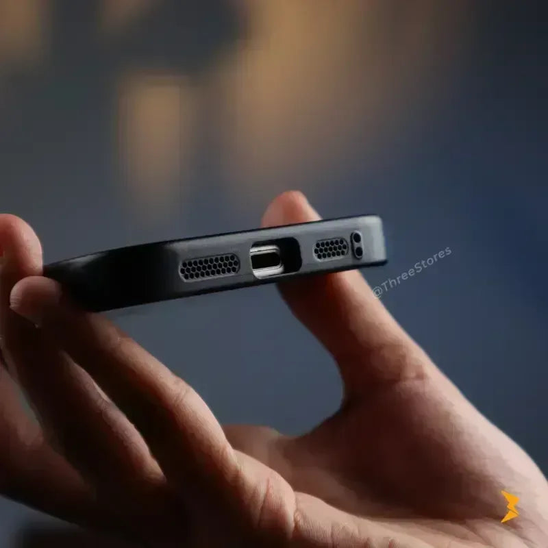 Shadow Magsafe Case iPhone 16 Pro Max - Three