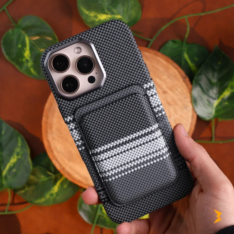 Shine Carbon Magsafe Wallet Case iPhone 16 Pro Max