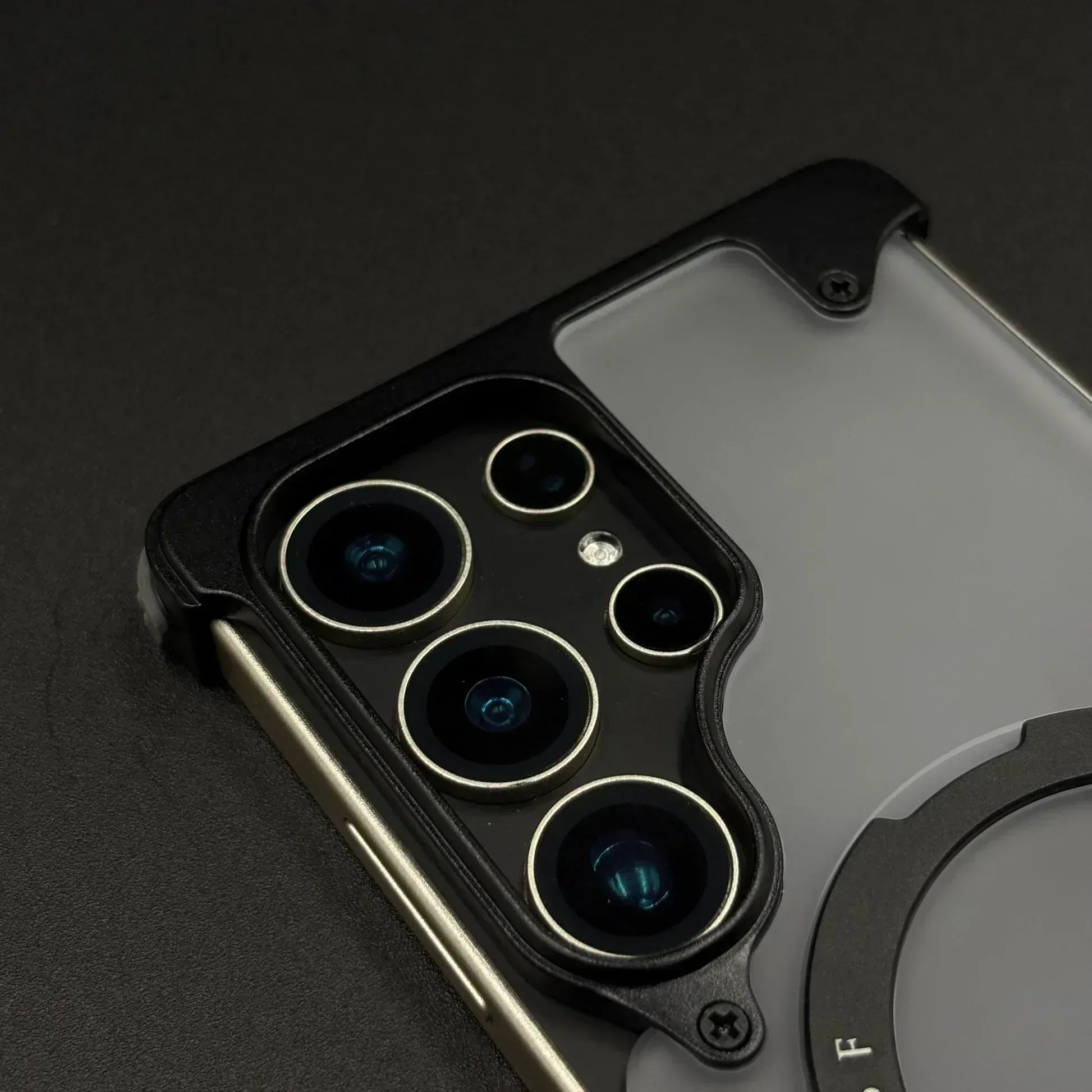 Smokey Metal Stand Magsafe Case Samsung S25 Ultra - Three