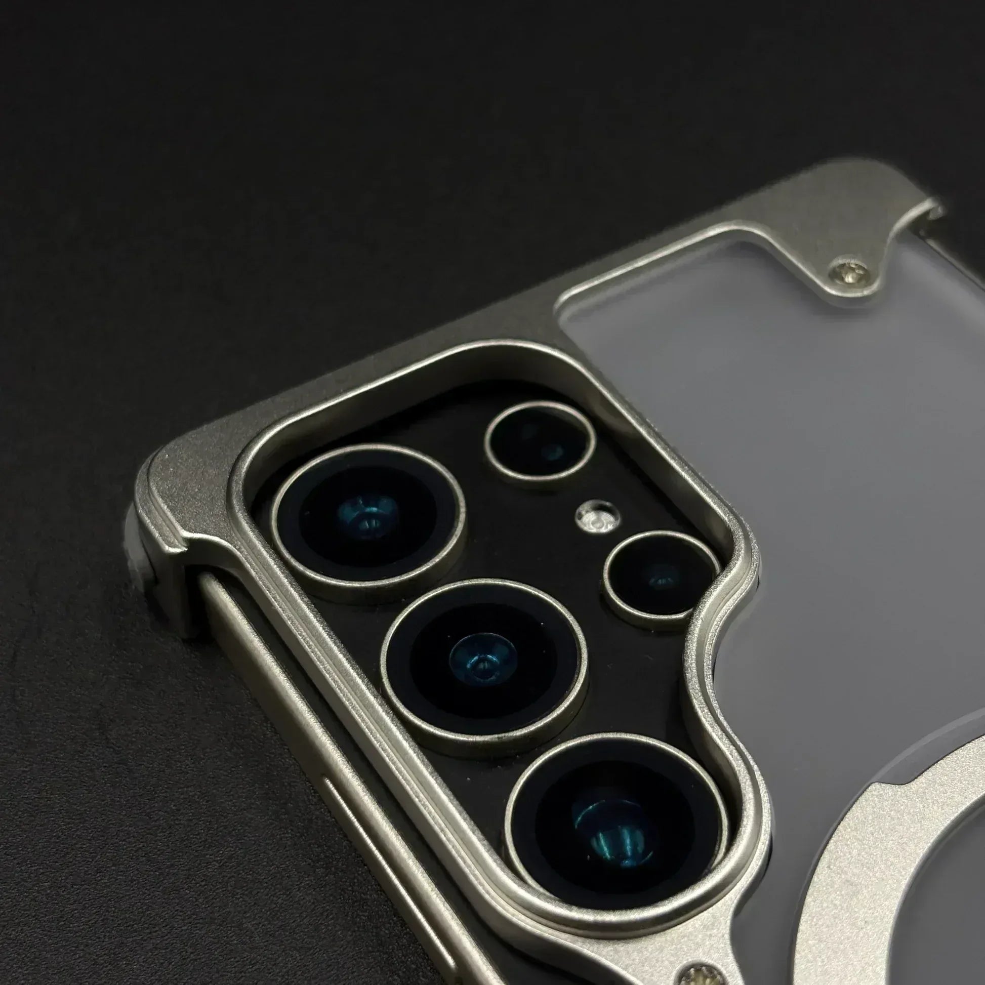 Smokey Metal Stand Magsafe Case Samsung S25 Ultra - Three