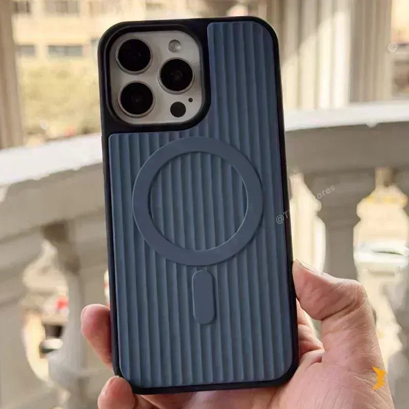 Stripes Magsafe Case iPhone 12 Pro Max - Three