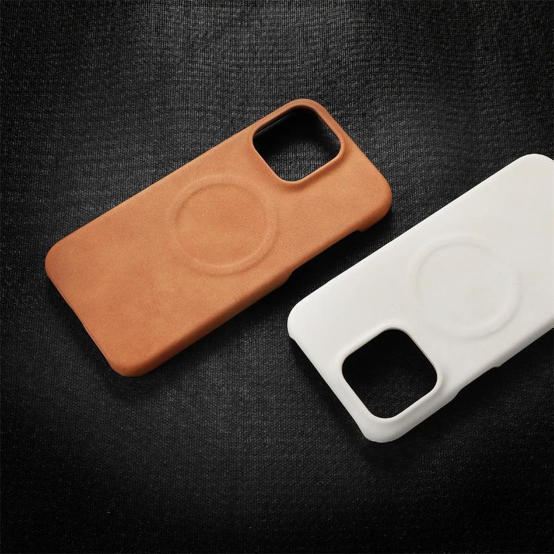 Stuffed Leather Case iPhone 13 Pro Max - Three
