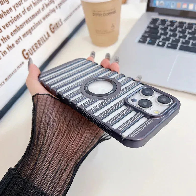 Superior Heat Diffusing Grid Case iPhone 14 Pro - Three