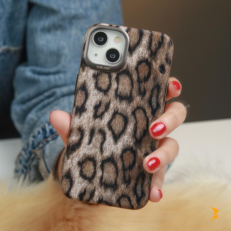 Tiger Sibling Metal Frame Case iPhone 15