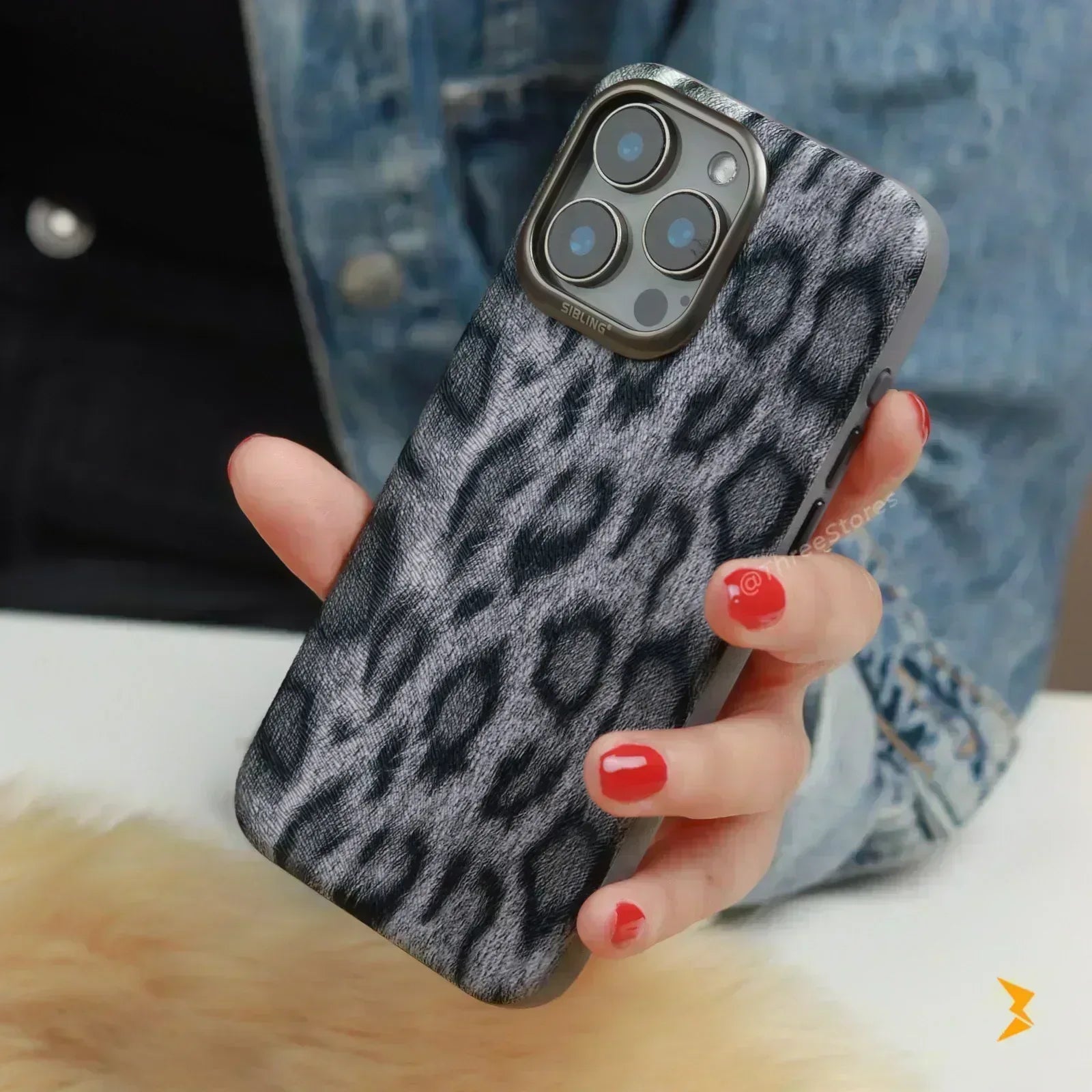 Tiger Sibling Metal Frame Case iPhone 11 Pro Max - Three