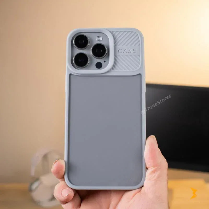 Titan Shield Case iPhone 14 Pro Max - Three