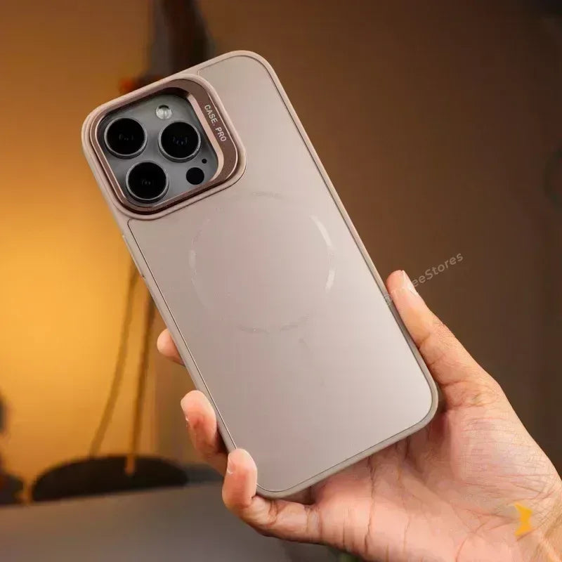 Trexen Stand Camera Magsafe Case iPhone 14 Pro Max - Three