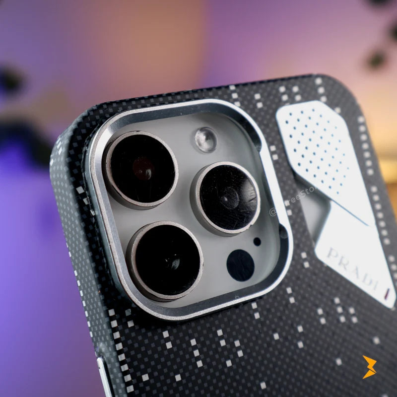 Triumph Magsafe Case iPhone 16 Pro Max