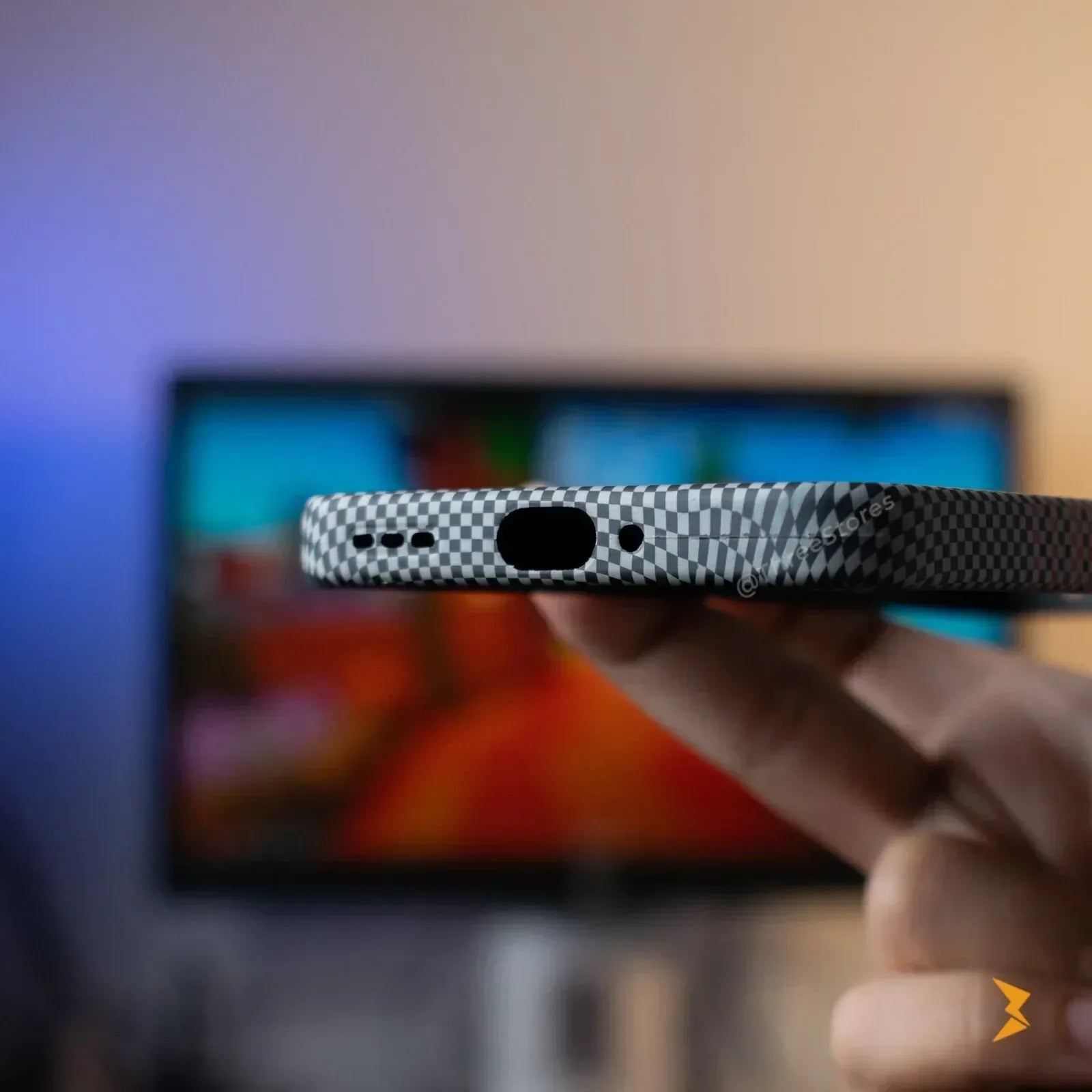 Vacation Style Carbon Case Reno 11F - Three