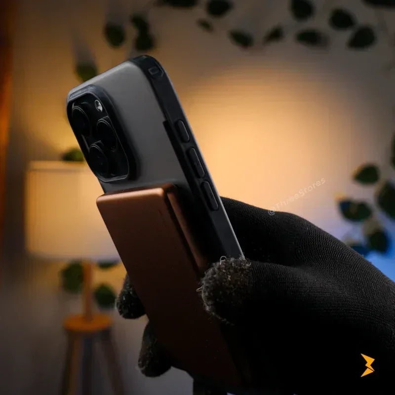 Valor Matt Magsafe Case iPhone 15 Pro Max - Three