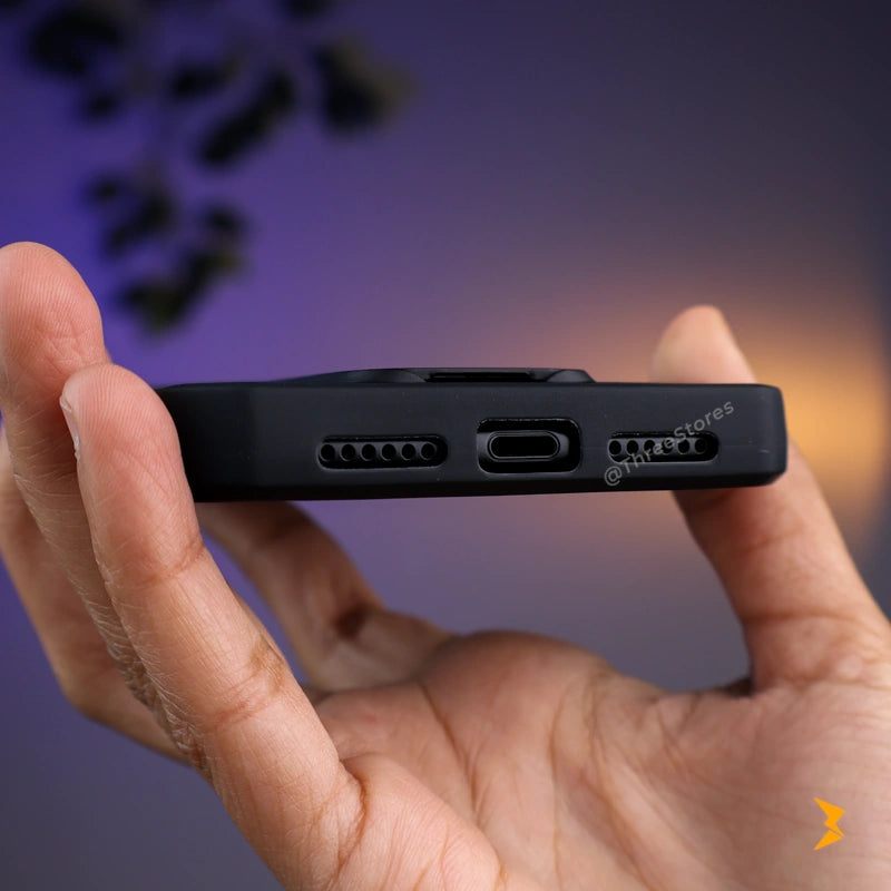 Vanguard CamShield Stand Magsafe Case iPhone 11