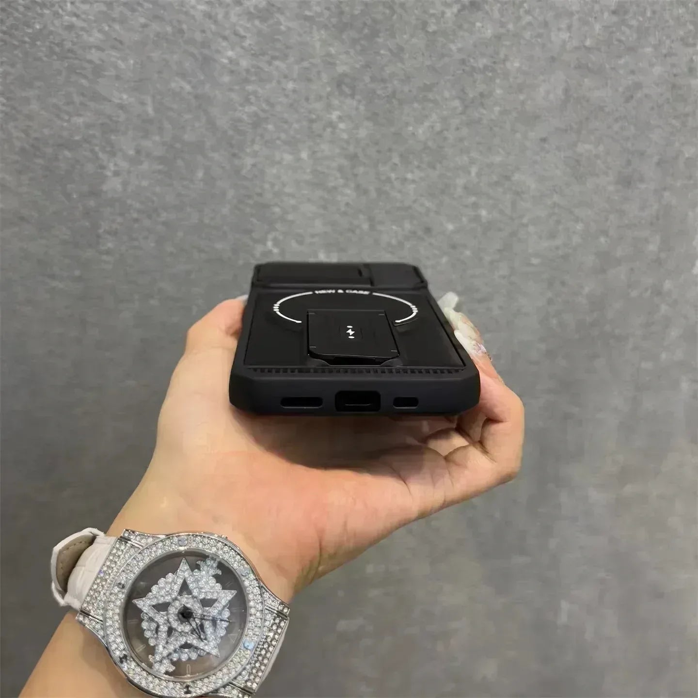 Vanguard CamShield Stand Magsafe Case iPhone 11 Pro Max - Three