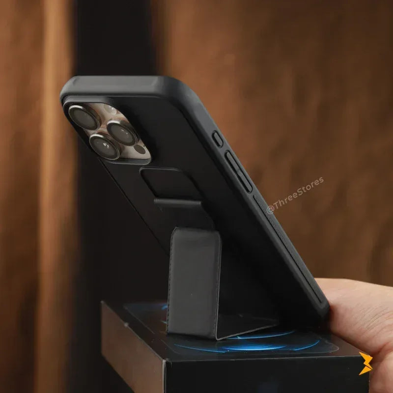 Vertical Magnetic Holder Case iPhone 16 Pro Max - Three