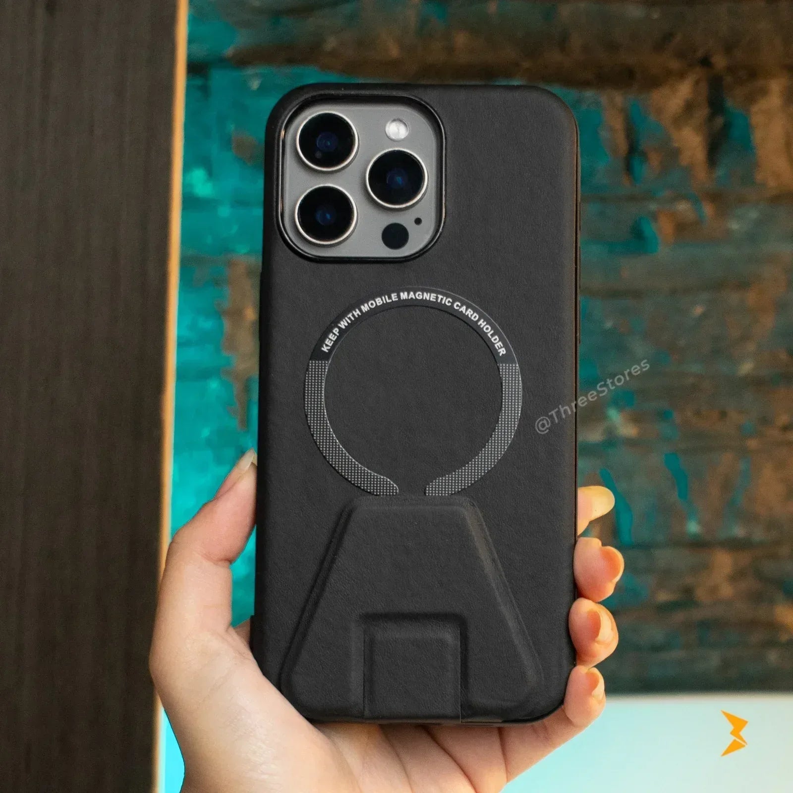 Vintage Leather Case iPhone 12 Pro - Three