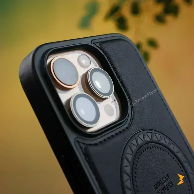 Vodoo Leather Magsafe Stand Case iPhone 16 Pro Max - Three