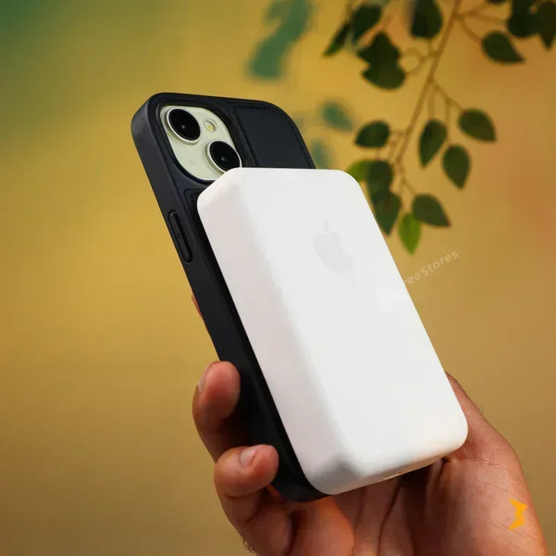 Vodoo Leather Magsafe Stand Case iPhone 15 - Three
