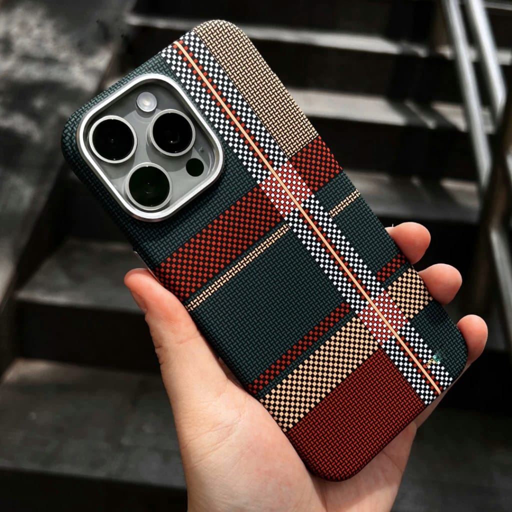 Warm Flannel Plaid Cloth Case iPhone 14 Pro