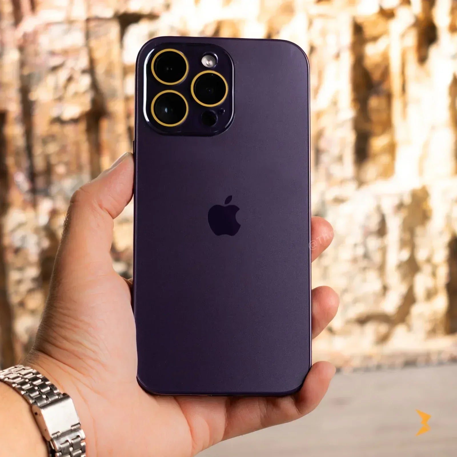 Luminous Glass Case iPhone 13 Pro - Three