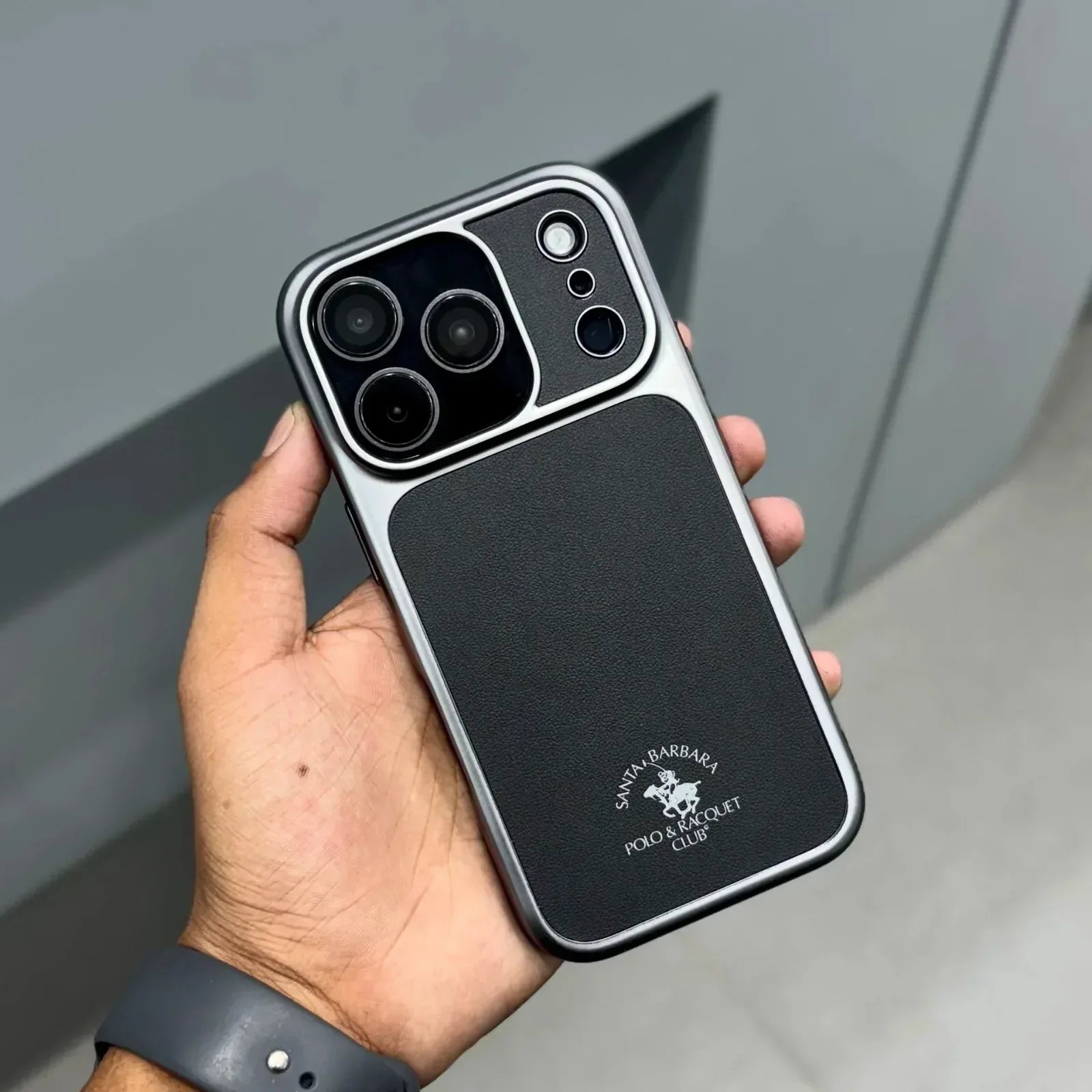 Santa Barbara Lucas Series Genuine Case iPhone 17 Pro Max - Three