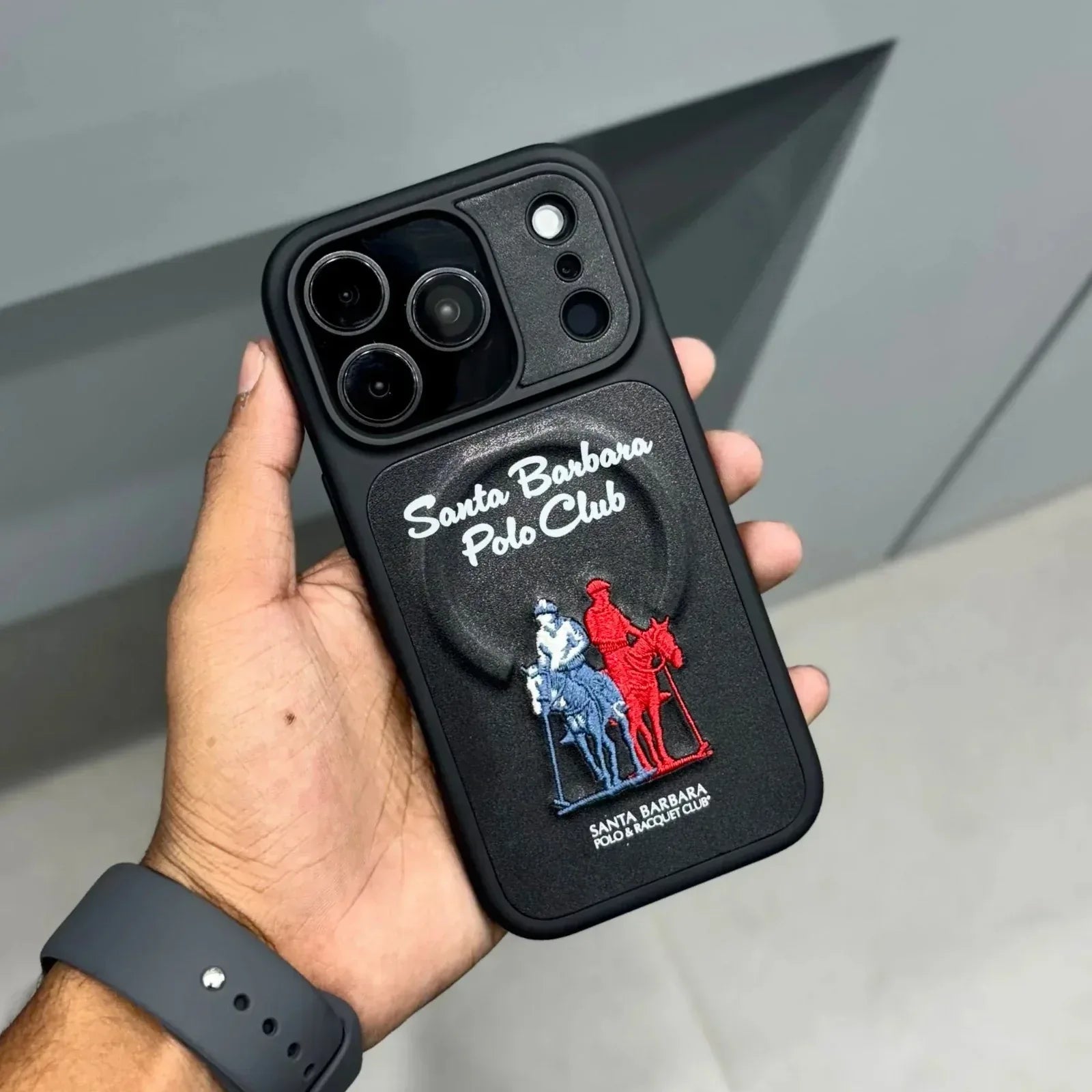 Santa Barbara Questa Magsafe Case iPhone 17 Pro Max - Three