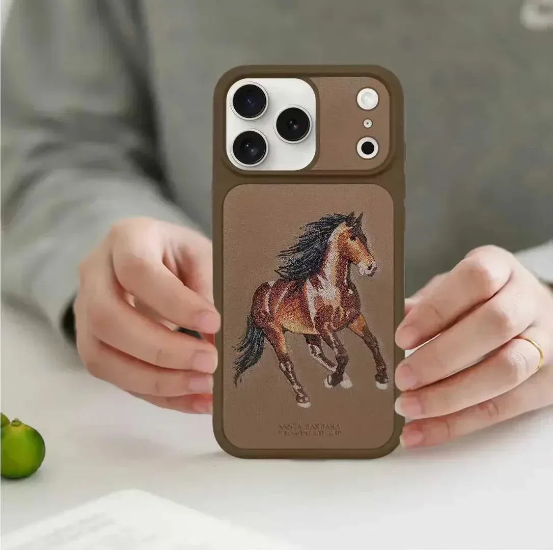 Santa Original Horse Case iPhone 17 Pro Max - Three