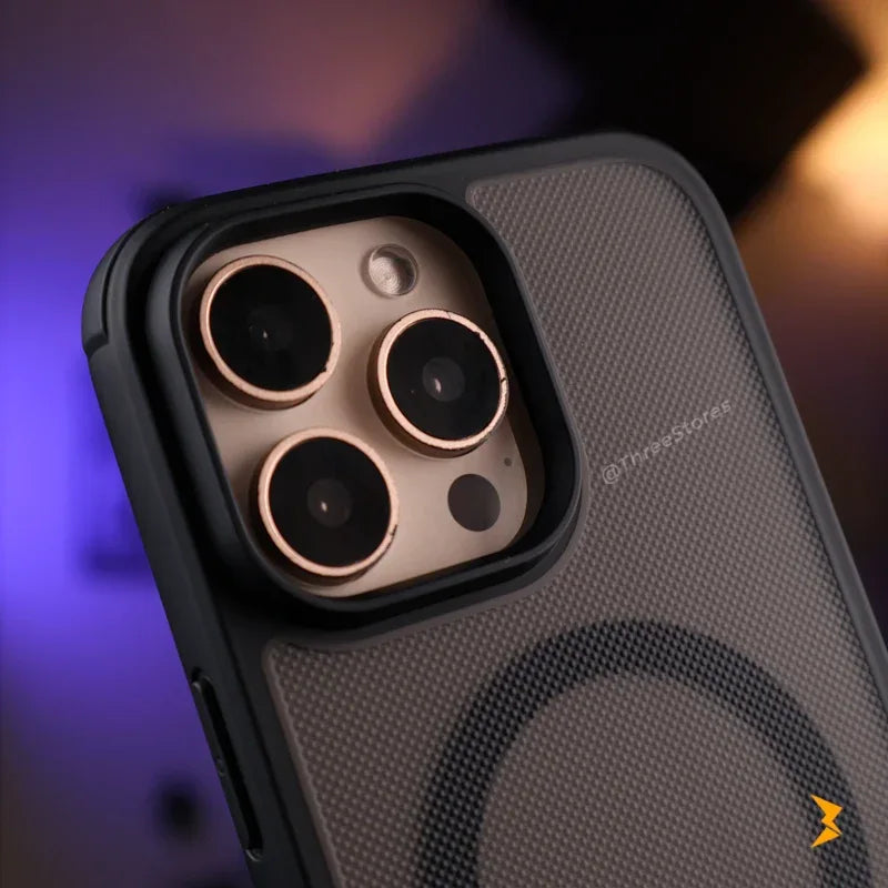Wutax Frosted Magsafe Case iPhone 16 Pro Max - Three