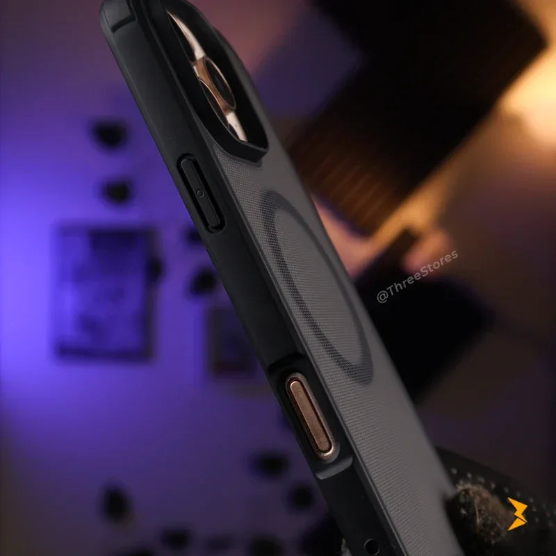 Wutax Frosted Magsafe Case iPhone 16 Pro Max - Three