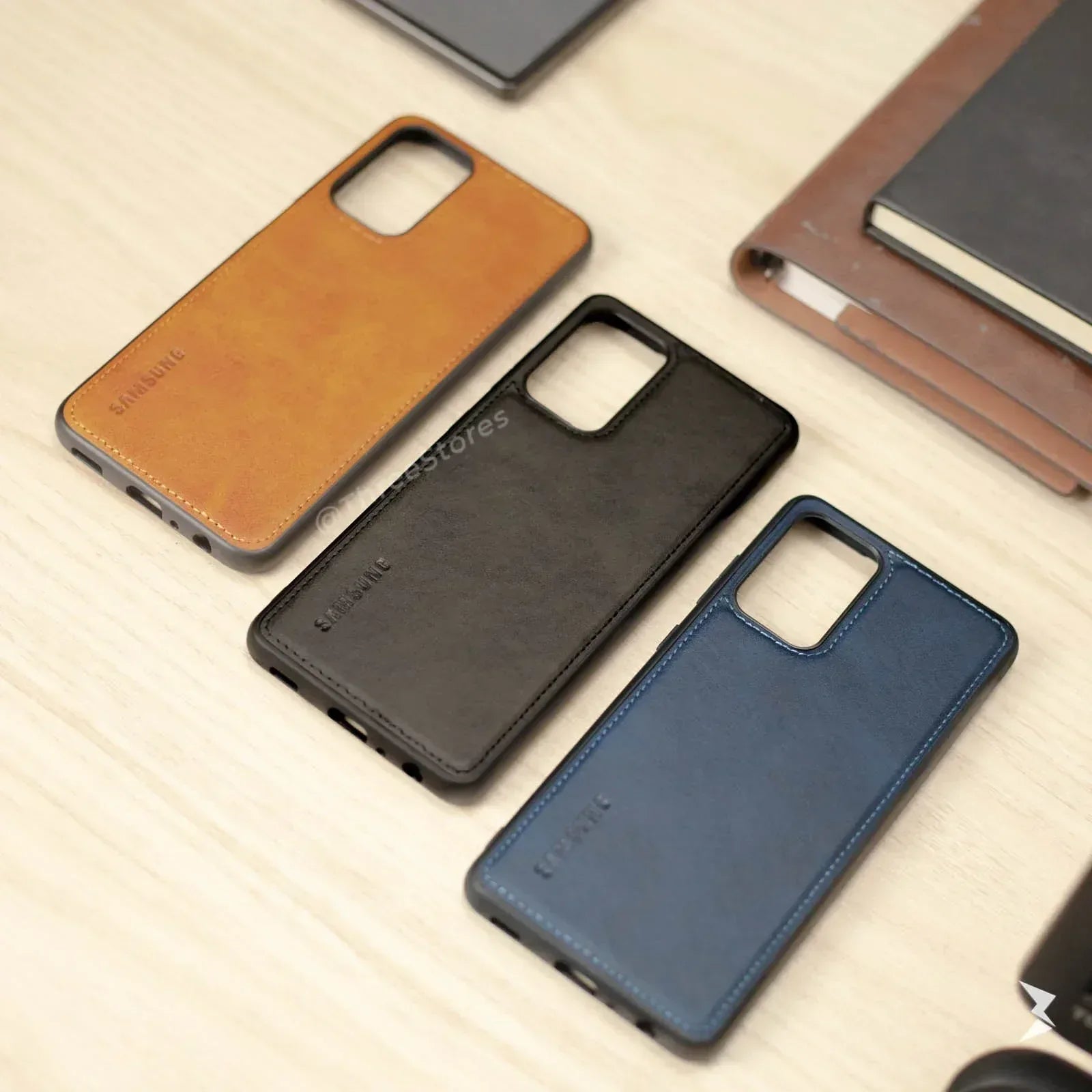 Cradle Leather Case Samsung A72 - Three