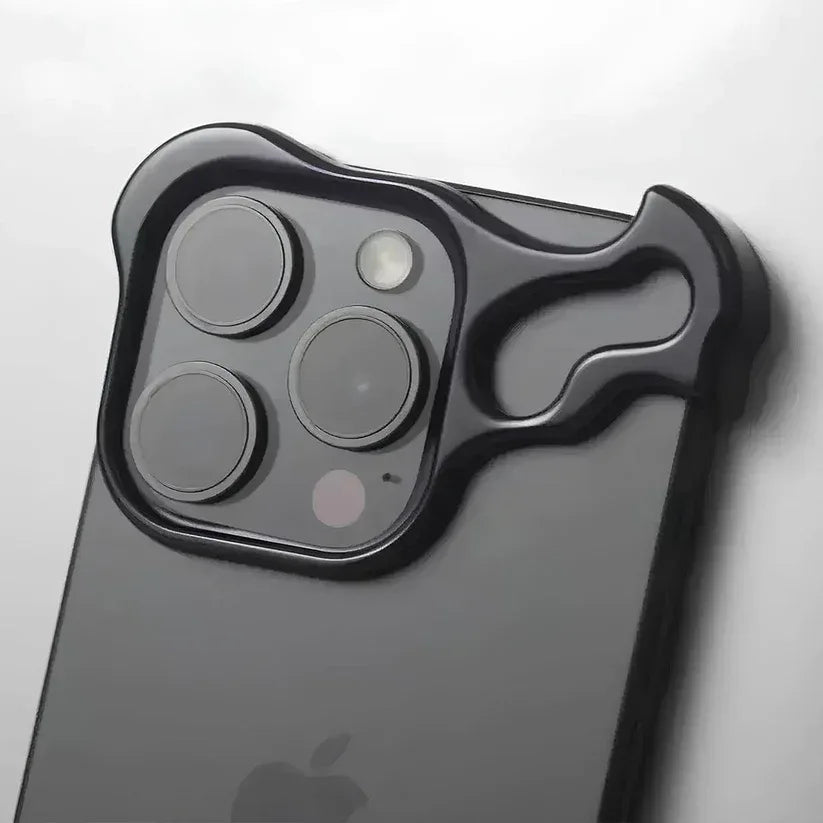 Venom Metal Case iPhone 13 Pro Max - Three