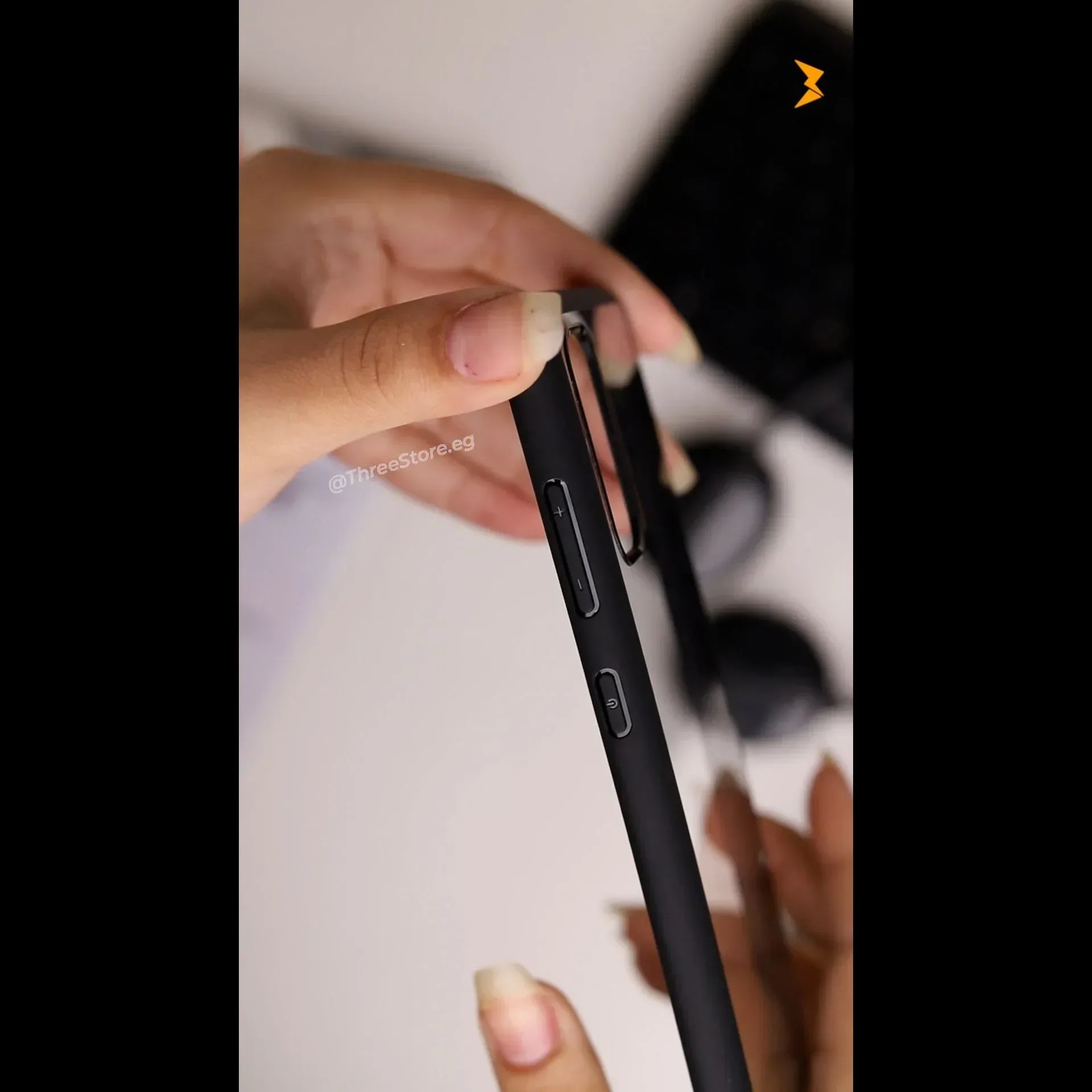 Q Series TPU Clear Back Case Samsung S20 - Three