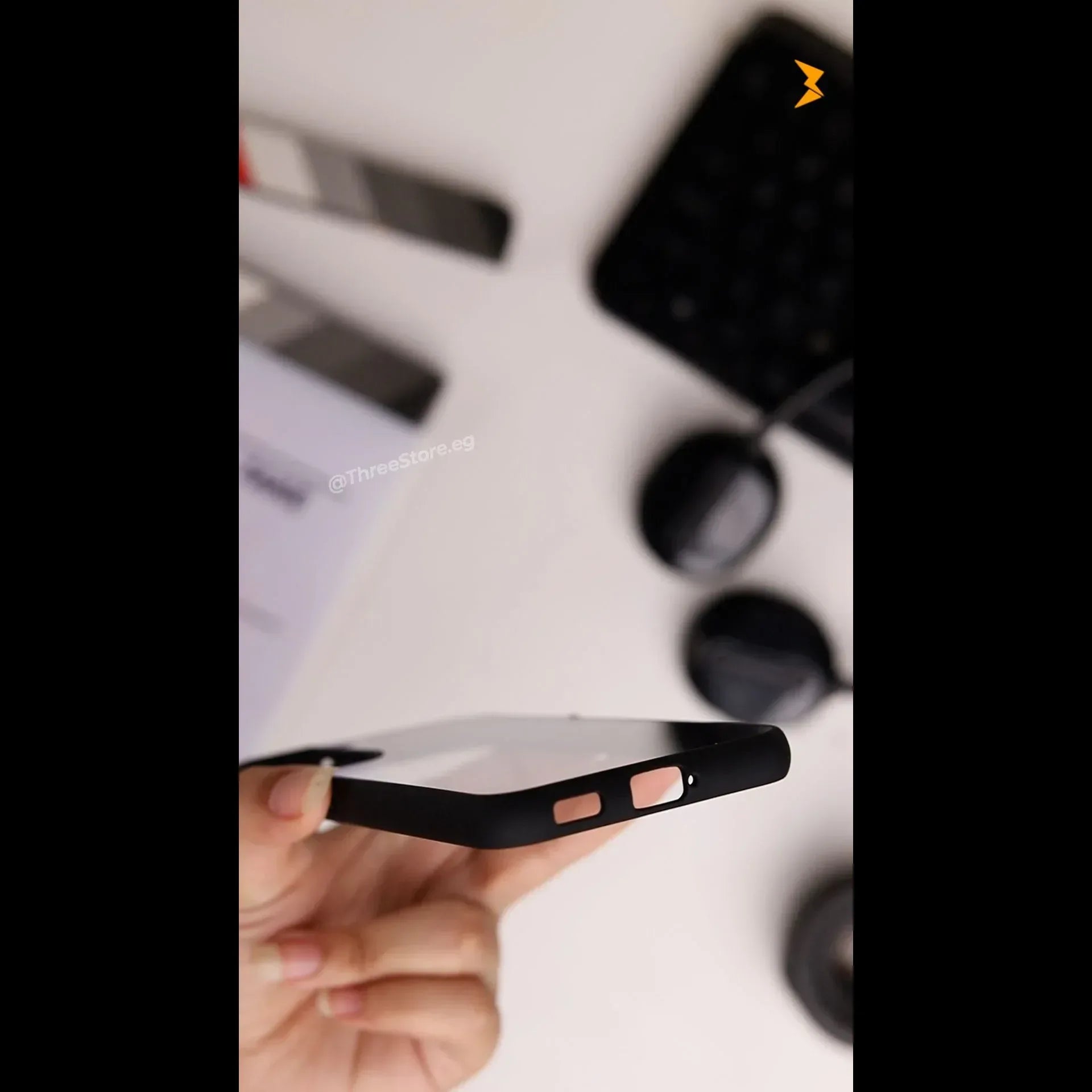 Q Series TPU Clear Back Case Samsung S22 Plus - Three