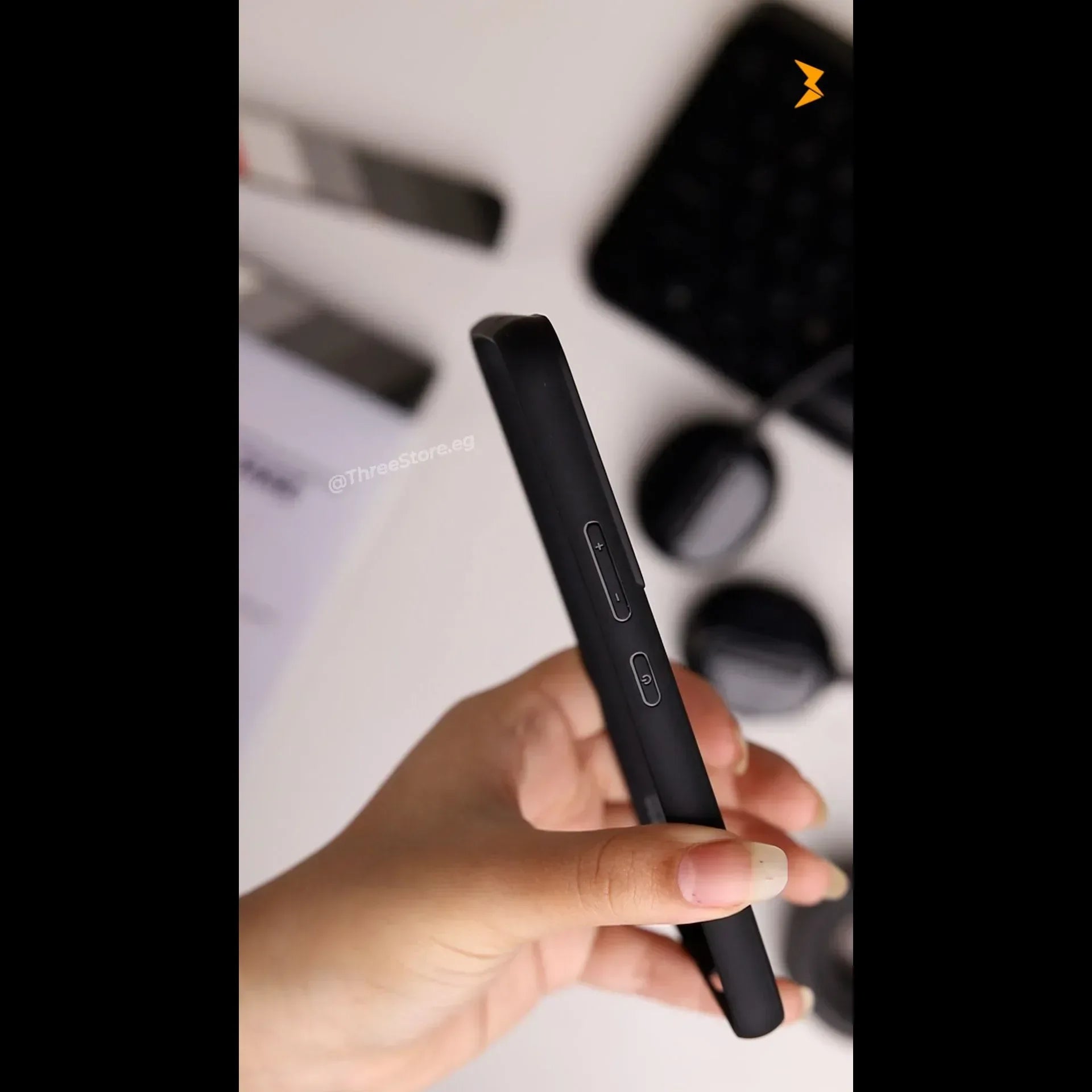 Q Series TPU Clear Back Case Samsung S22 Plus - Three