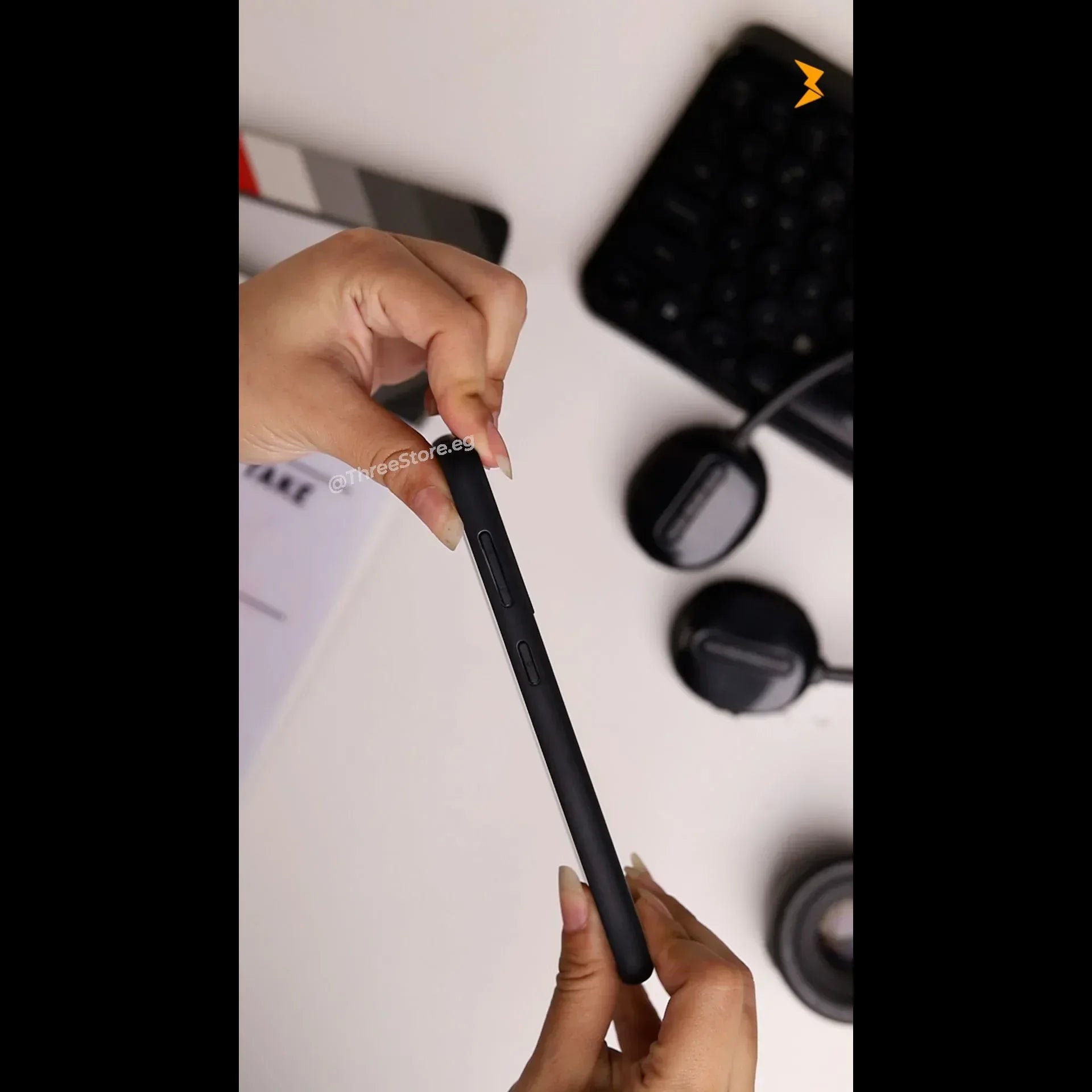 Q Series TPU Clear Back Case Samsung S22 Plus - Three